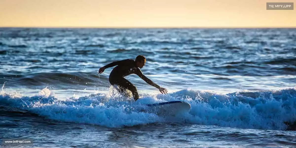 澳门新葡京娱乐城——🏉英式橄榄球!团队协作,突破自我边界🏅